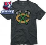 Футболка Чикаго Блэкхокс / Chicago Blackhawks '47 Brand Charcoal Alternate Logo Scrum Tee