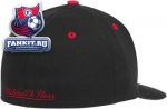 Кепка Чикаго Блэкхокс / Chicago Blackhawks Black Mitchell & Ness Panel Down Fitted Hat