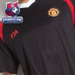 Футболка Манчестер Юнайтед / MANCHESTER UNITED ESSENTIALS V NECK POLY PANEL T-SHIRT - BLACK 