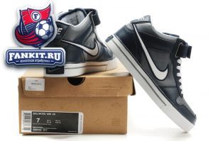 Nike Sellwood