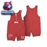 Детский костюм Манчестер Юнайтед / MANCHESTER UNITED HEART ROMPER HAT AND T-SHIRT SET